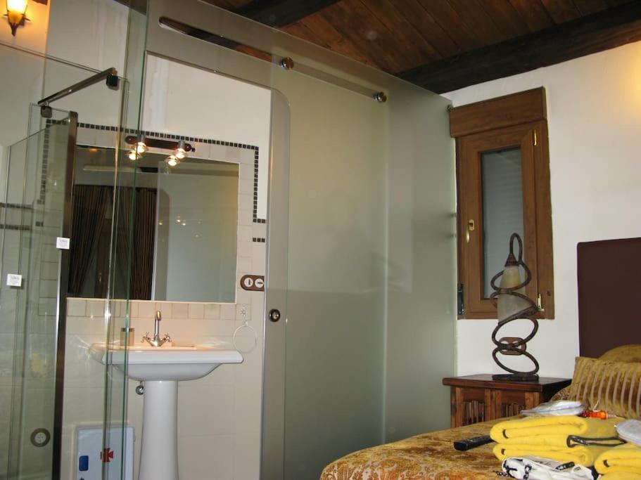 Villa Casa De Cucu Navaluenga Ávila Esterno foto