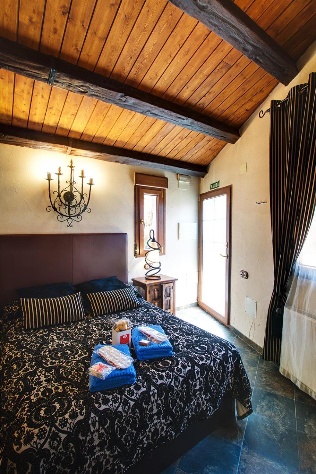 Villa Casa De Cucu Navaluenga Ávila Esterno foto